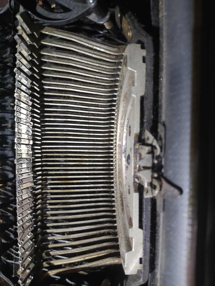 Une belle, rare, ancienne machine à écrire Mercedes Prima - photo numéro 4