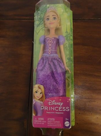 MATTEL Disney Poupée Princesse Raiponce NEUVE et EMBALLEE