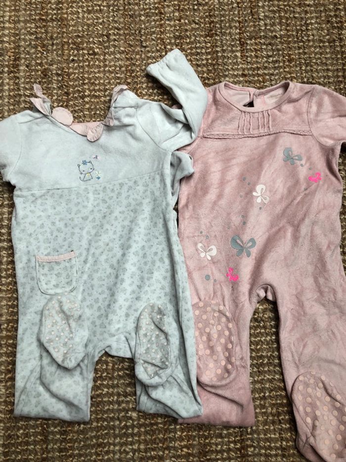 Lot deux pyjamas