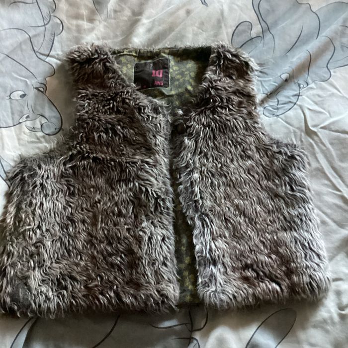 Boléro à fourrure fille 10ans