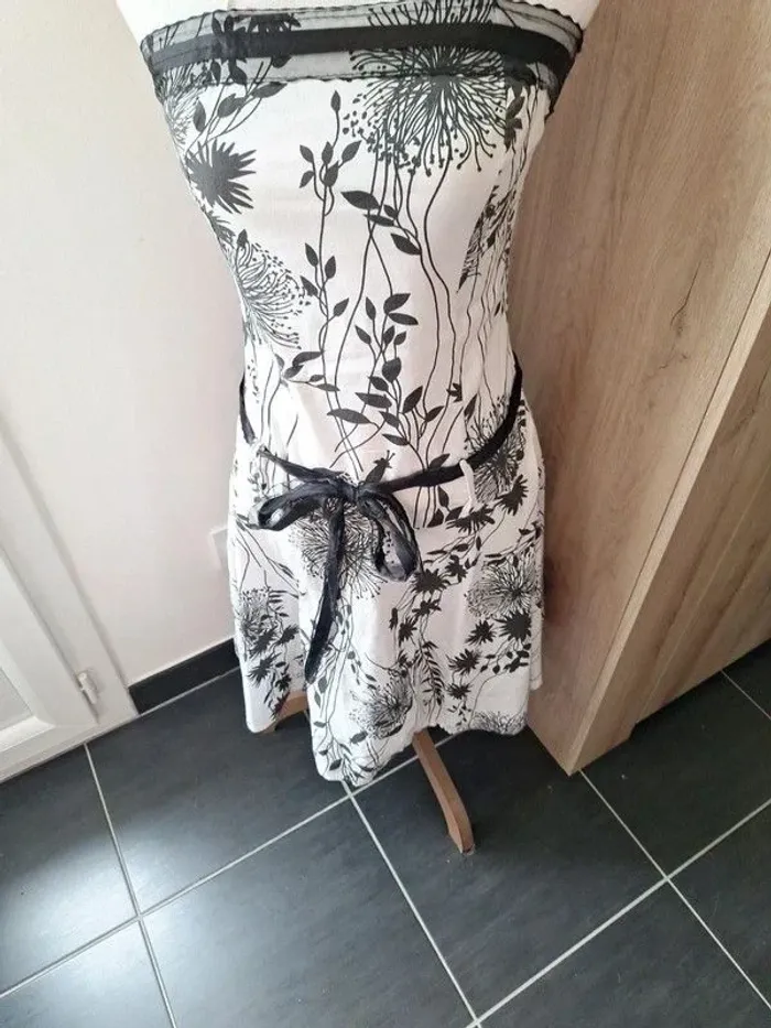 Robe blanche - photo numéro 5