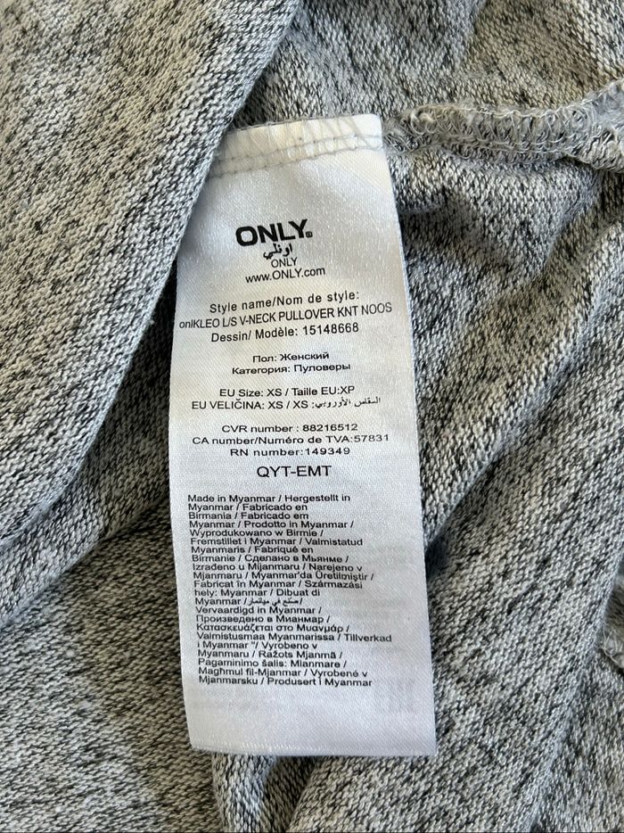 Pull court gris à manches longues Only taille XS TBE - photo numéro 10