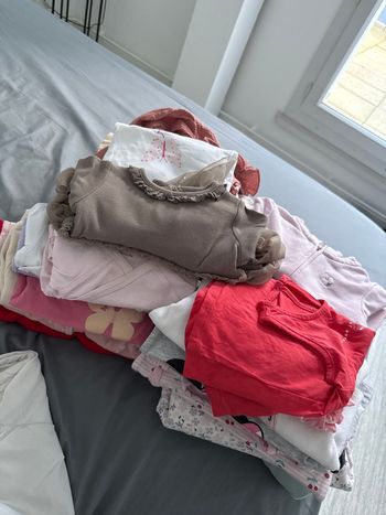 Gros sacs de vêtements bébé fille de 0-6mois