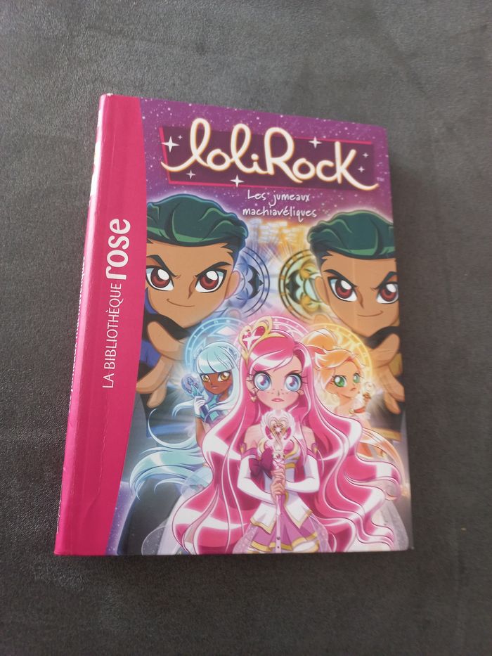 Livre roman bibliotheque rose lolirock tome 17