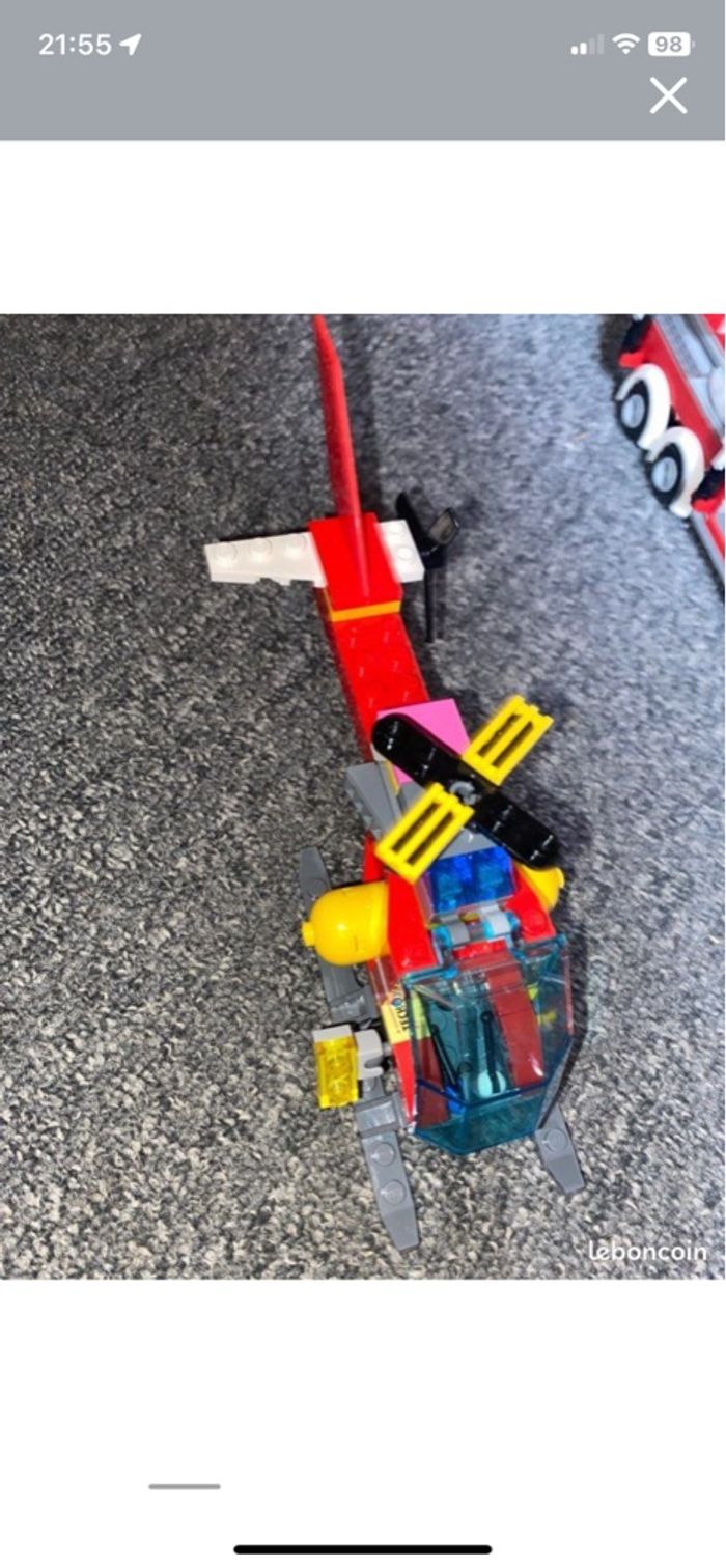 Lego « caserne des pompiers »/ quelques pièces manquantes  60110 - photo numéro 9