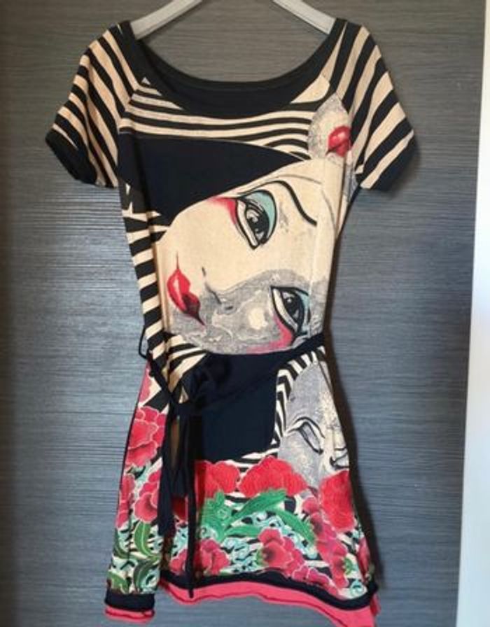 Robe desigual