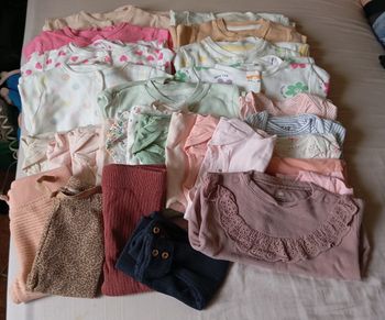 Lot vêtements  bébé fille 3-6mois