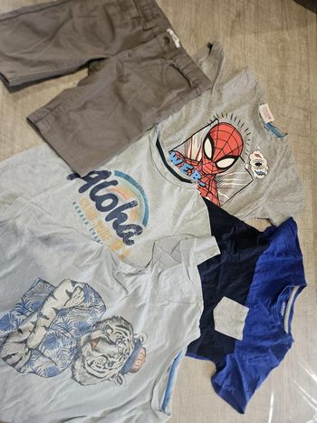 Lot de 4 tee shirts un pantacourt garçon 6 ans