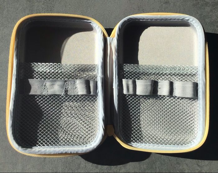 Trousse de toilette vide - photo numéro 4