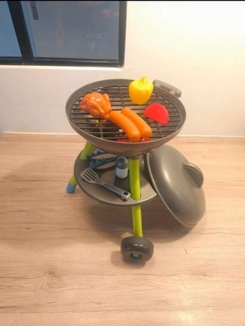 Barbecue smoby à charbon