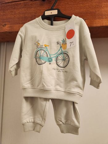 Lot de deux ensemble