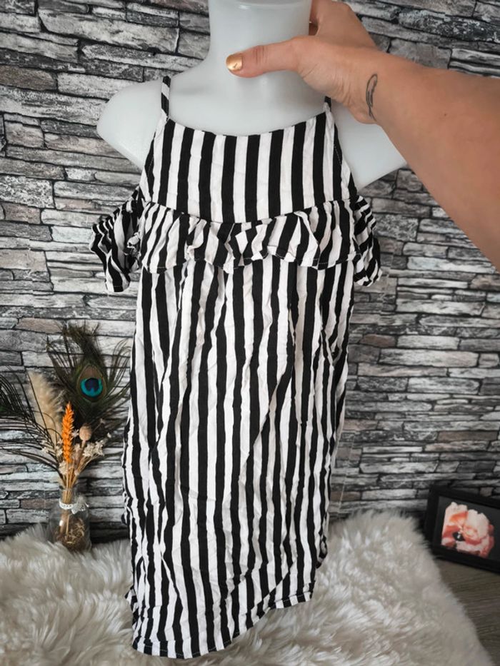 🤍 Jolie robe à rayures noires et blanches Dopodopo en 8 ans 🤍 - photo numéro 3