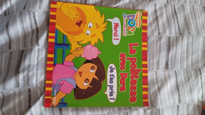 Livre dora l'exploratrice la politesse avec dora