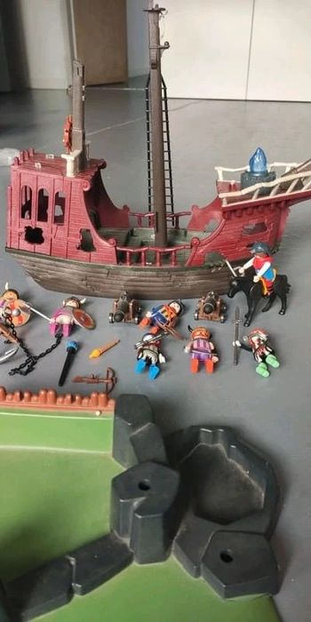 Playmobil bateau pirate