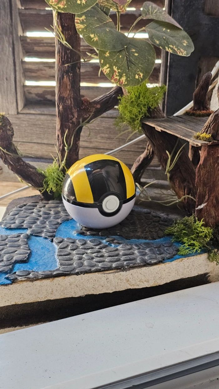 Super pokeball pour figurine Pokemon Nintendo