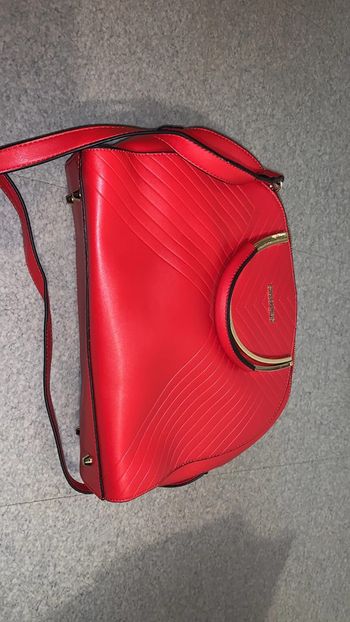Sac en cuir rouge