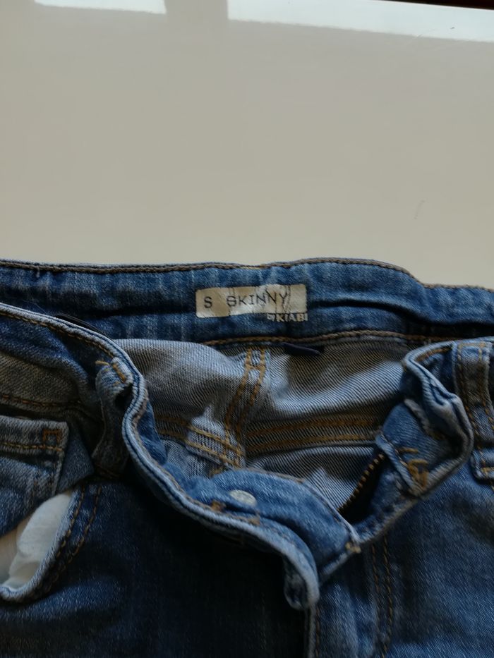 Jeans skinny troué - photo numéro 2