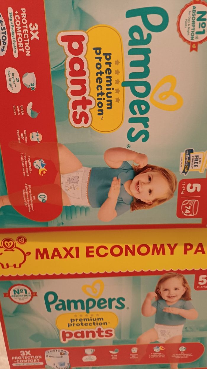 2 carton de douche pampers premiume protection taille 5 pants - photo numéro 3