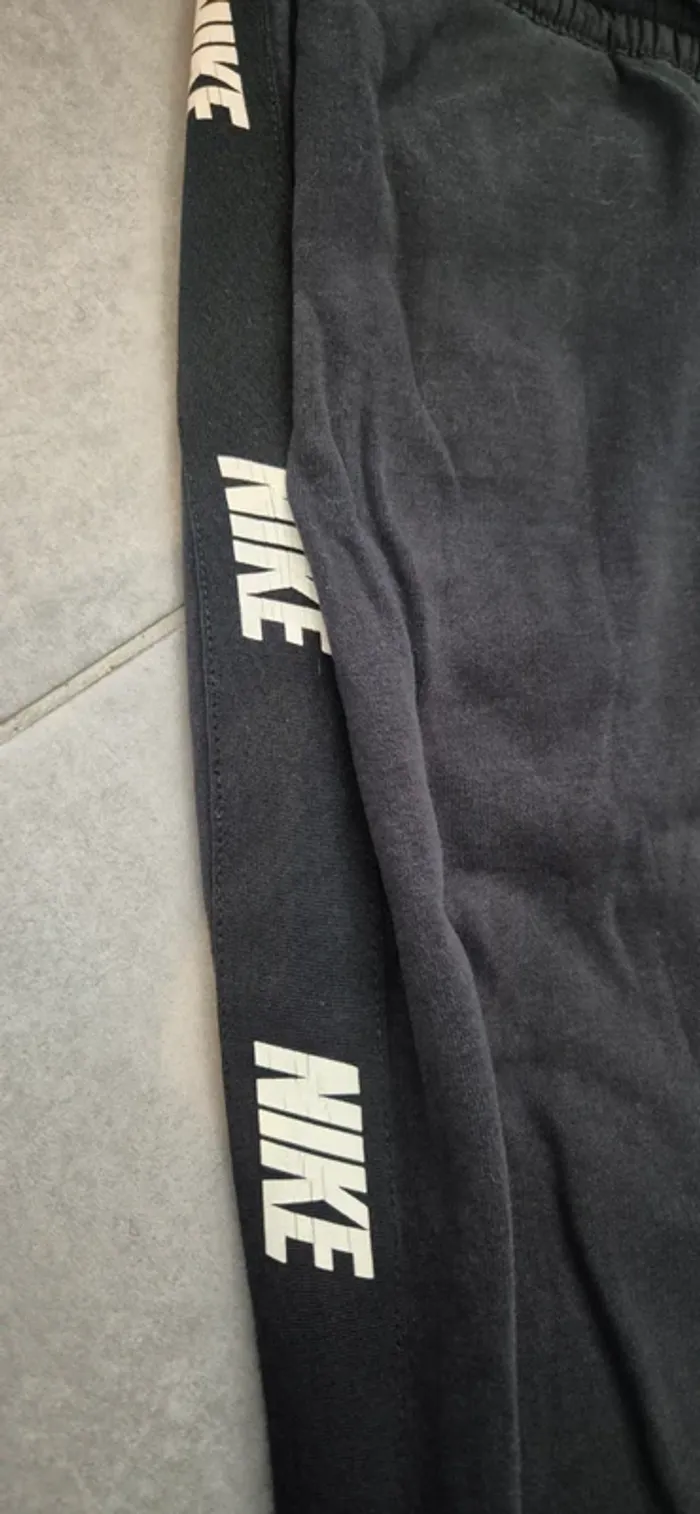 Pantalon nike - photo numéro 2