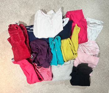 Vêtements fille taille 5 ans lot 15 pièces