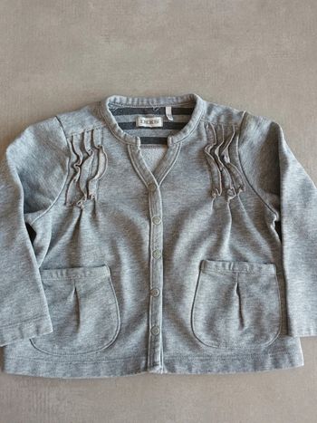 Très beau gilet IKKS 18 mois