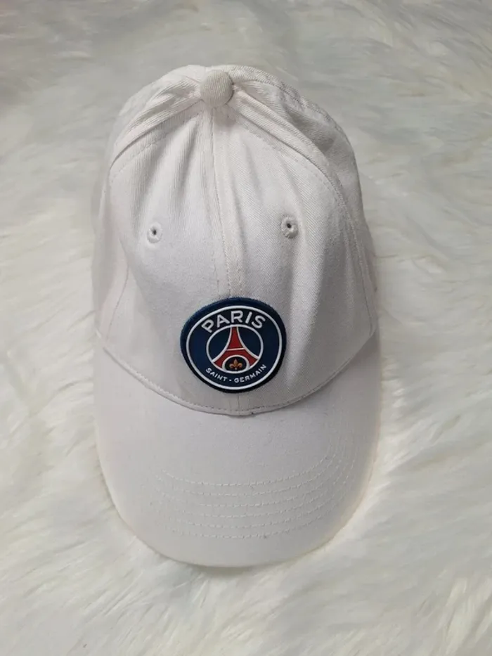 Casquette PSG officielle – Blanche – Taille réglable – Paris Saint-Germain (