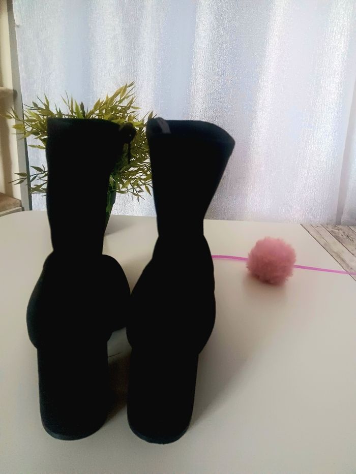 Bottines noir velour taille 40.5 - photo numéro 3