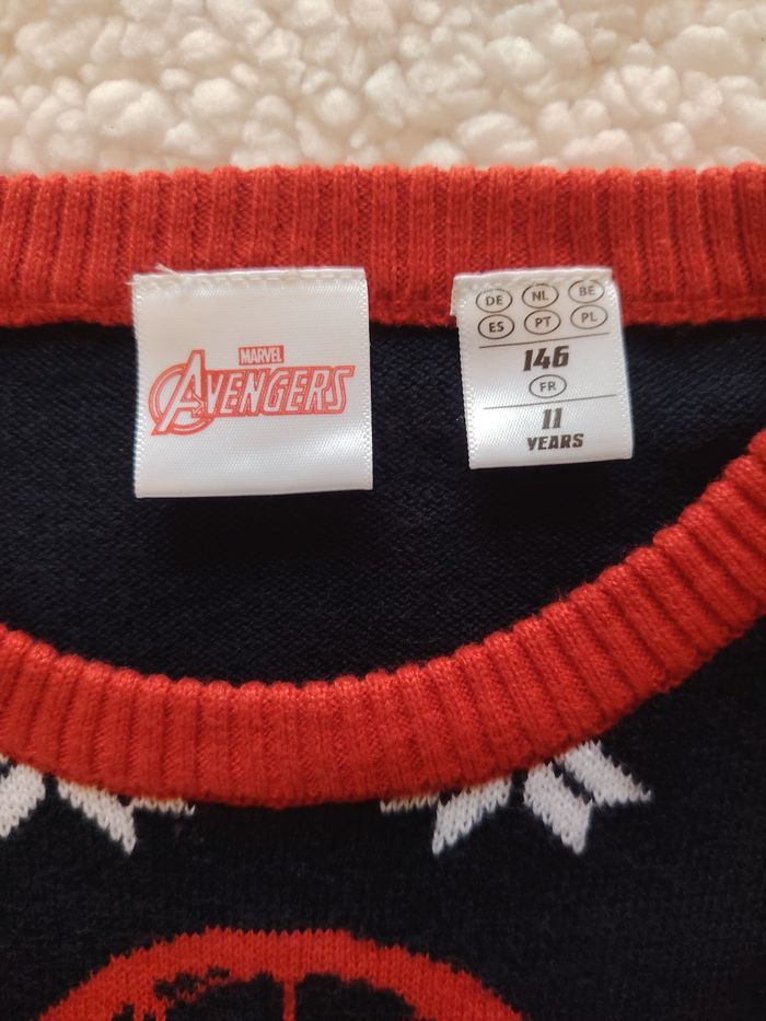 Pull de Noël avengers - photo numéro 2