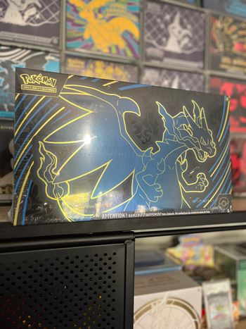 UPC Dracaufeu coffret super premium collection méga 2 