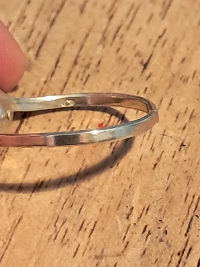 Adorable bague en argent avec perle de culture dorée - photo numéro 6