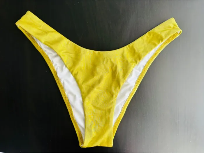 Maillot de bain taille S - photo numéro 3