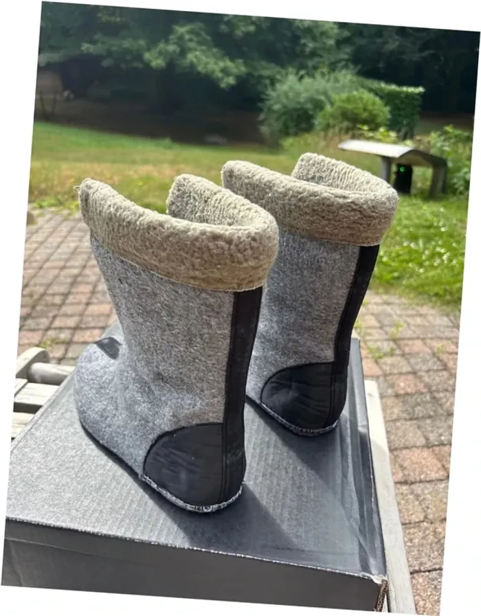 Bottes Sorel Enfant - Taille 36 - Parfaites pour l'Hiver et la Neige ! - photo numéro 7