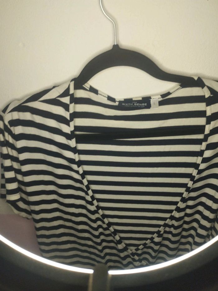 T-shirt taille L marque sixth sense - photo numéro 5