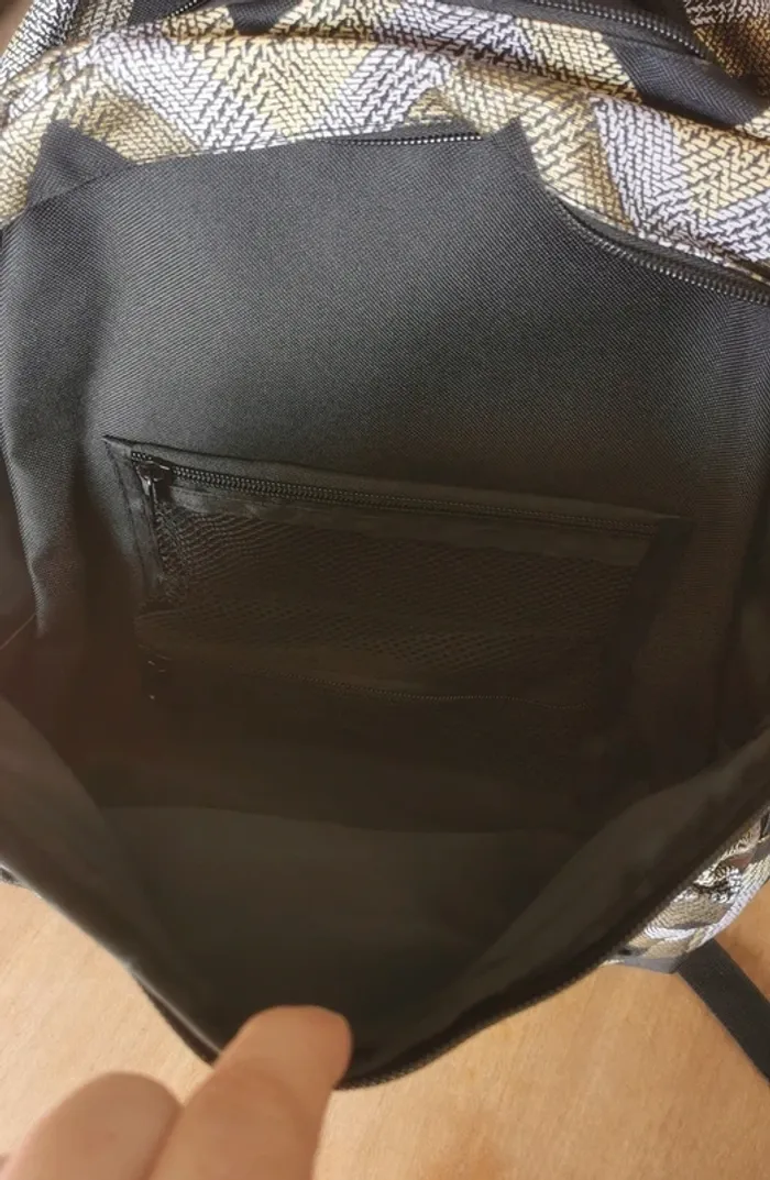 🌼Sac à dos Lollipops Paris neuf étiquette – collège lycée sorties
Idéal rentrée 🎒 - photo numéro 6