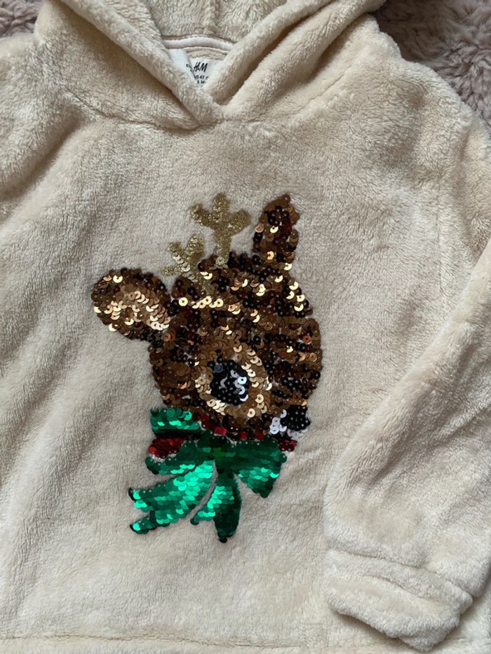 Pull chaud à capuche 3-4 ans - photo numéro 2
