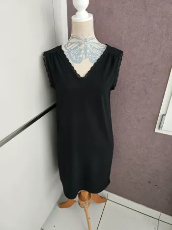 Robe Camaïeu taille 36 excellent état