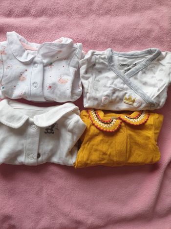 Lot 4 bodies neuf naissance fille orchestra