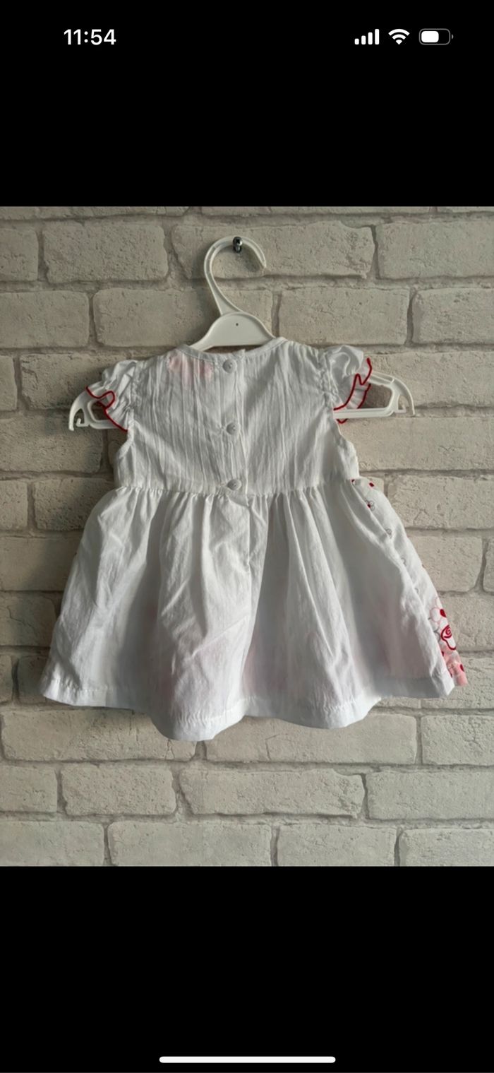 Robe robe baby C taille 6/12 mois - photo numéro 2