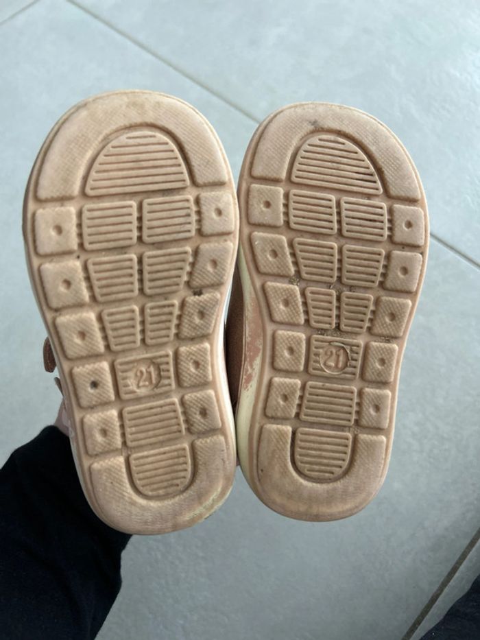 Chaussure 21 - photo numéro 3