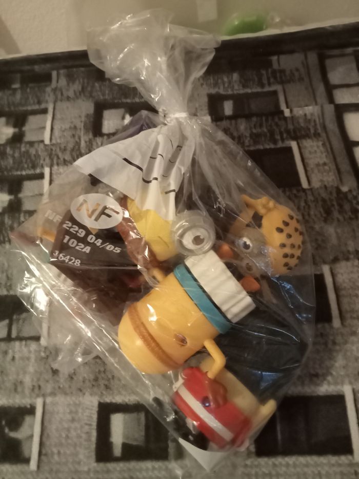 Lot figurines les mignons