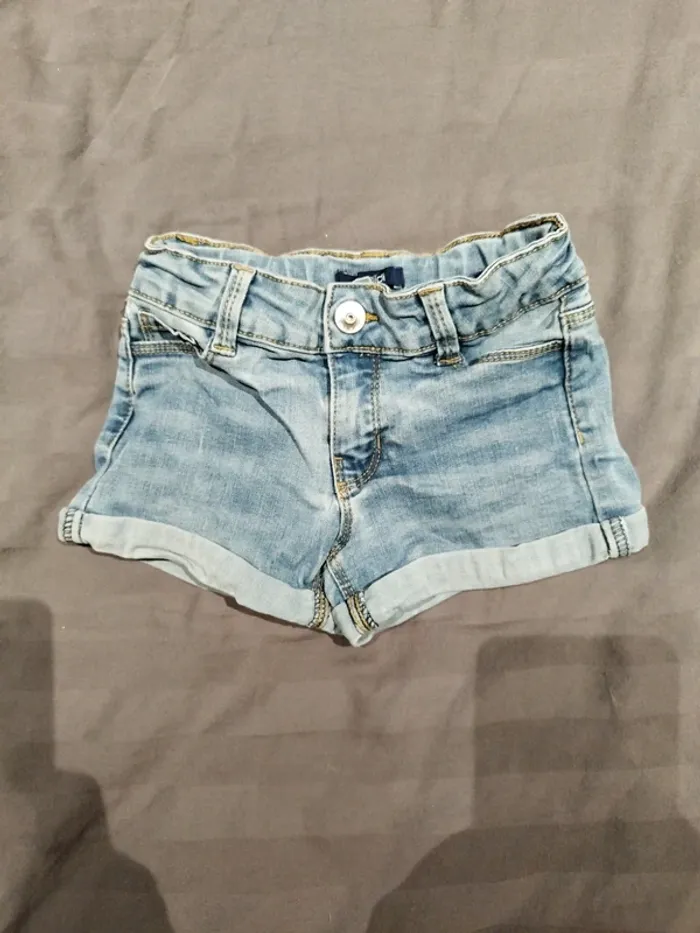 Short jean okaidi 4 ans