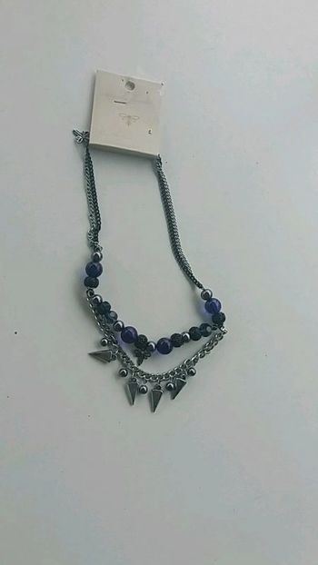 collier la mode est a vous neuf  😍