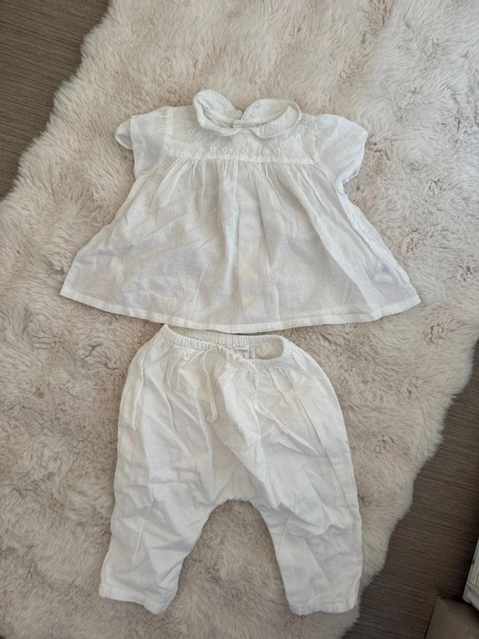 Magnifique ensemble bout chou blanc 6 mois