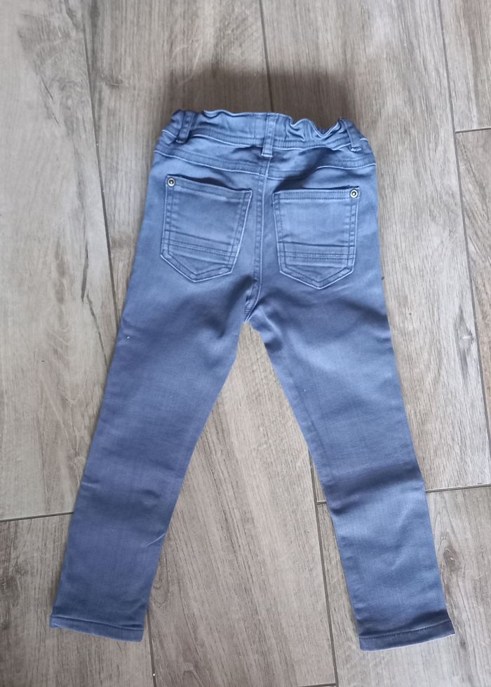 Jeans 4 ans - photo numéro 3