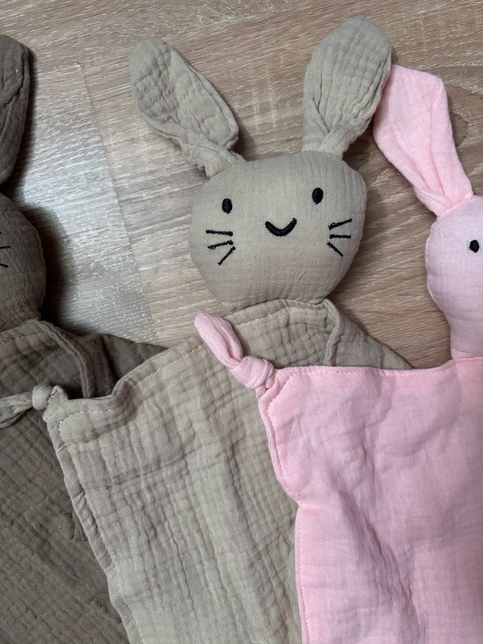 Doudou lapin gaze de coton rose beige taupe et terracotta neuf - photo numéro 5