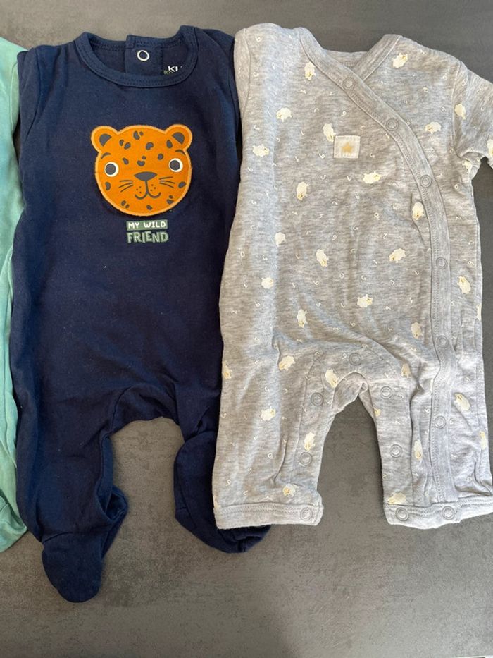 Lot de 4 pyjamas - photo numéro 3