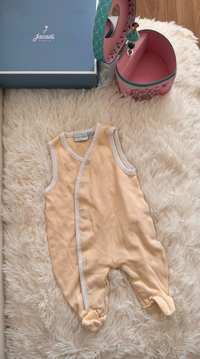 Pyjama été 1 mois - photo numéro 5