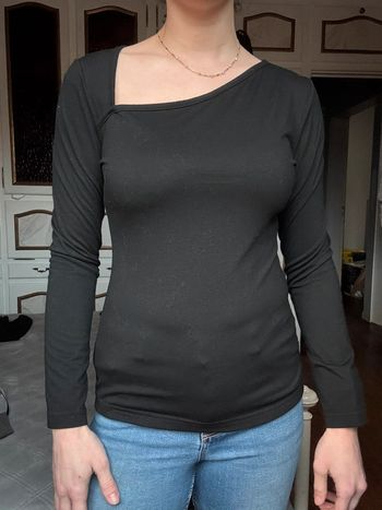 Haut longue manches noir - SHEIN - taille M - très bon état