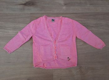Gilet fille rose à boutons"col V" TAO 4 ans