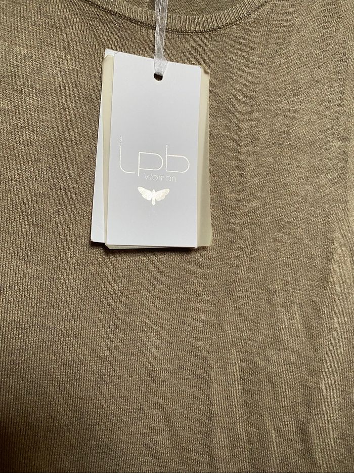 Pull fantaisie perles dorées dans le dos - photo numéro 4